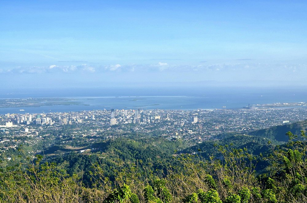 Tops Cebu: A Breathtaking View from the Crown of the City
